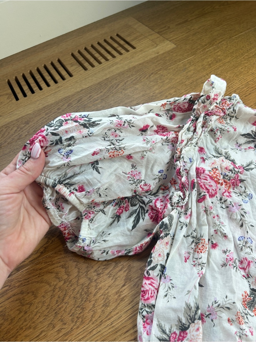 Floral Puff Sleeve Blouse in Cream and Pink